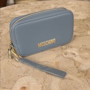 NEW! China Airlines x Moschino Business Class Deluxe Travel Kit French Blue